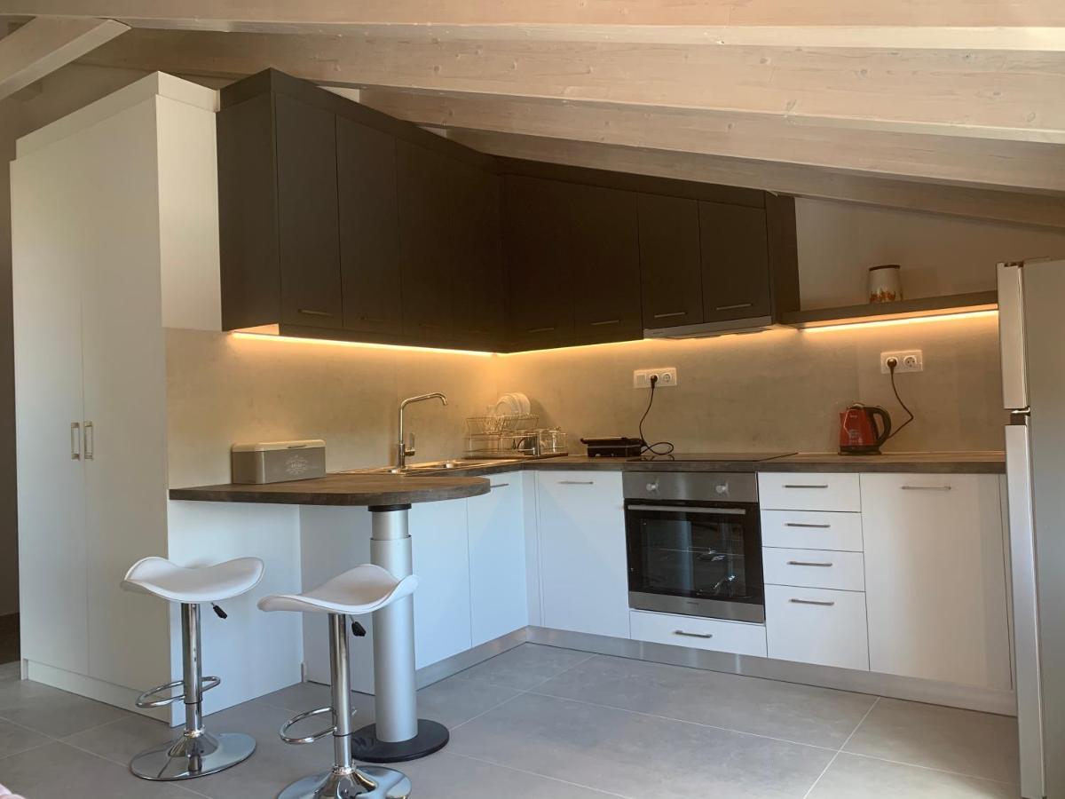 Terpsichore Boutique Bright New Sofita Studios And Appartment Dassia  Exterior foto